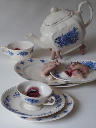 Breakfast, a sculpture by Ronit Baranga